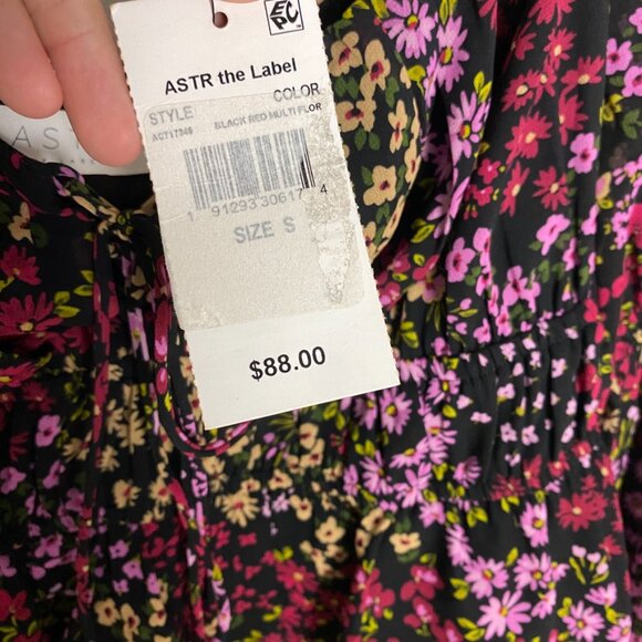 ASTR the Label Bloomfield Floral Halter Long Sleeve Top Womens Small - Picture 6 of 10